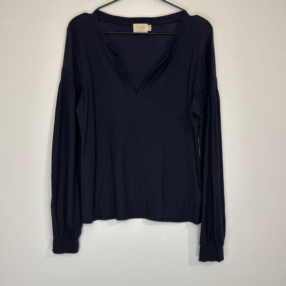 Nation LTD Rooney Pintucked Yoke Tee in It's Navy L - Picture 2 of 7
